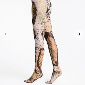 New in package Wolford Serpentes tights in medium